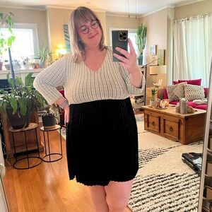 Anthropologie Ganni black + white jacquard jersey dress w/ accordion skirt in L